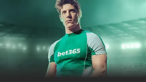 “巴黎圣日耳曼0-1爆冷负于雷恩，梅西与姆巴佩世界杯后首战联手却意外失利？”